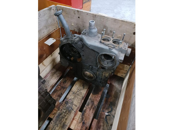 Motor e peças LIEBHERR