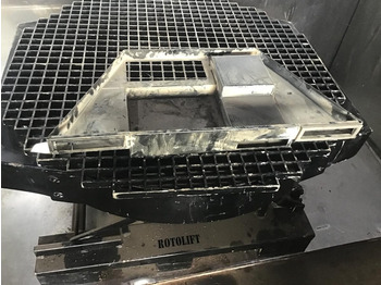 Cabine e interior LIEBHERR