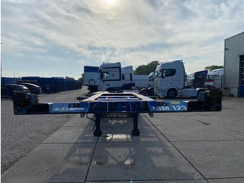 Semi-reboque transportador de contêineres/ Caixa móvel Renders Container chassis / Mercedes + Disc / 1x Lift Axle / 1x Extendable: foto 5