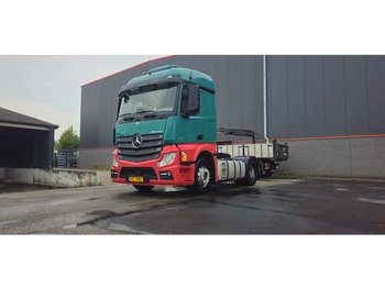 Tractor MERCEDES-BENZ Actros 1845