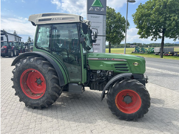 Trator FENDT Farmer 200
