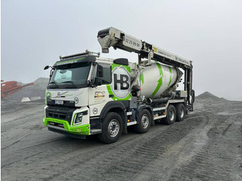 Camião betoneira VOLVO FMX 540