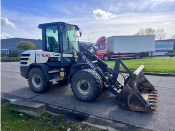 Pá carregadora de rodas Terex TL80: foto 3