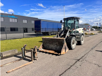 Pá carregadora de rodas Terex TL80: foto 2