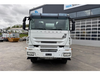 Camião betoneira Iveco Trakker 450 8x4 (Liebherr 9m3 2018): foto 2