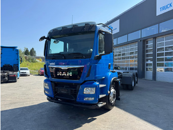 Camião chassi MAN TGS 26.440