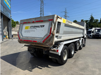 Camião basculante RENAULT C520 10x4 Kipper: foto 5