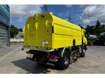 Varredora urbana Scania P320 4x2 Valmetal Kehrmaschine: foto 5