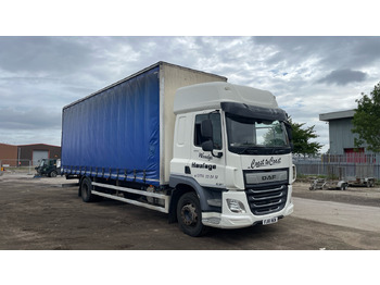 Camião de lona DAF CF 260