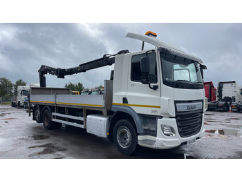Camião de caixa aberta/ Plataforma DAF CF 330