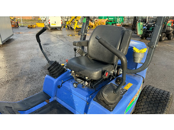 Cortador de grama ISEKI SZ330: foto 5 Cortador de grama ISEKI SZ330: foto 5