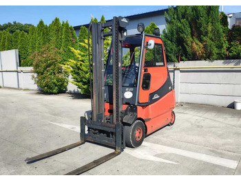 Empilhadeira elétrica LINDE E25