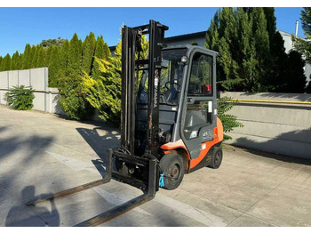 Empilhadeira a gás TOYOTA FGF 25