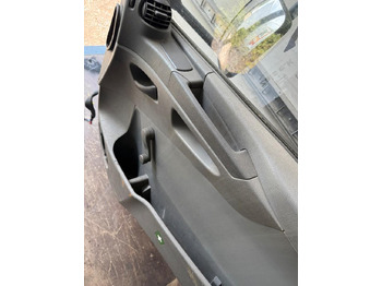 Porta e peças por Camião Atego 2 Beifahrertür schwarz Spiegel Innenverkleidung LN 69: foto 3