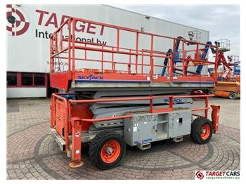 Plataforma de Tijera/ Plataforma de tesoura SKYJACK