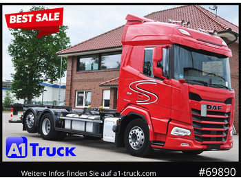 Camião transportador de contêineres/ Caixa móvel DAF XF 480