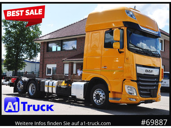 Camião transportador de contêineres/ Caixa móvel DAF XF 480