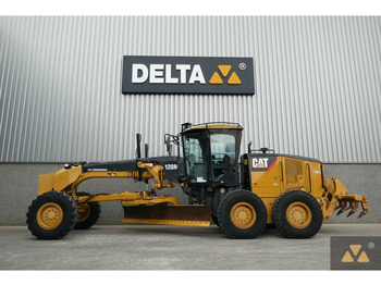 Motoniveladora CATERPILLAR 120