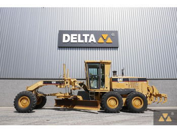 Motoniveladora CATERPILLAR 12H
