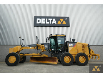 Motoniveladora CATERPILLAR 12M