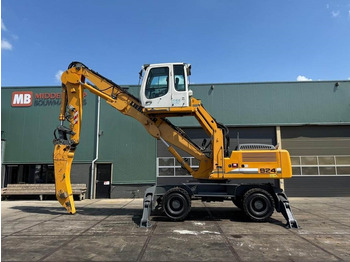 Manipulador de material LIEBHERR A 924
