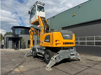 Manipulador de material Liebherr LH 22 M: foto 3