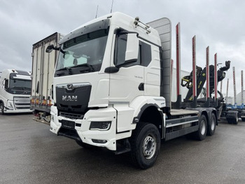Camião de transporte de madeira MAN TGS