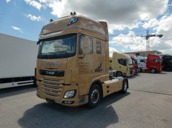 Tractor DAF XF 530