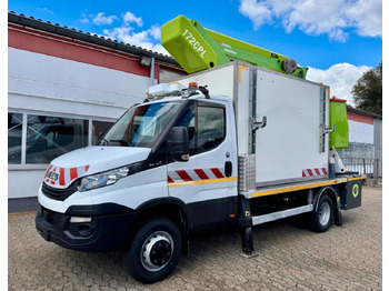 Caminhão com plataforma aérea IVECO Daily 70c18