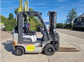 Empilhadeira a gás Nissan 1800 kg. LPG met keuring: foto 3