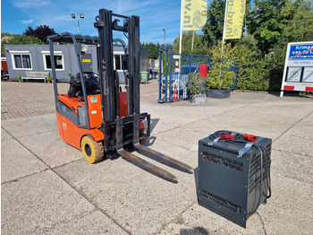 Empilhadeira elétrica Toyota 1500 kg. elektrisch hefhoogte 5.00m.: foto 3