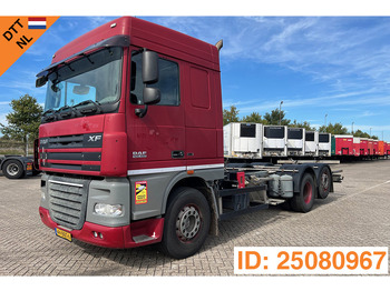 Camião chassi DAF XF 105 460
