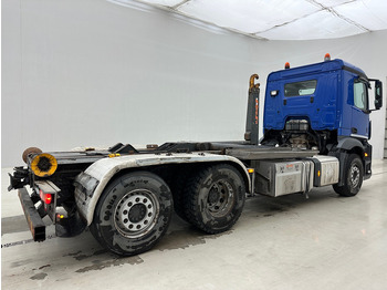 Camião polibenne Mercedes-Benz Actros 2842 - 6x2: foto 4