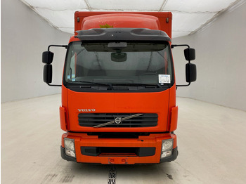 Camião furgão Volvo FL 240: foto 2