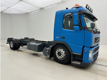 Camião chassi Volvo FM9.260: foto 3