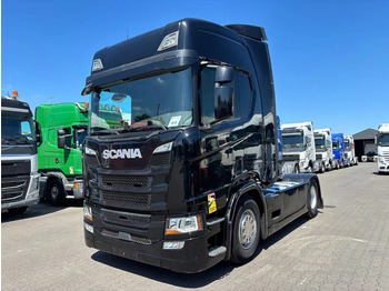 Tractor SCANIA R 450