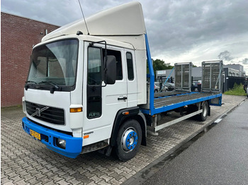 Camião transporte de veículos VOLVO FL6