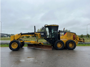 Motoniveladora CATERPILLAR 140M