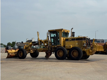 Motoniveladora CATERPILLAR 160H