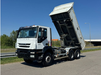 Camião basculante IVECO Trakker