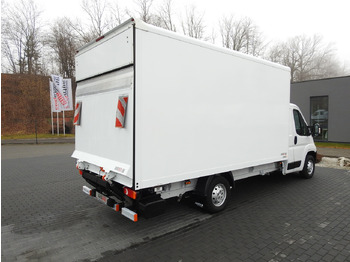 Carrinha de contentor PEUGEOT BOXER BOX LIFT 8 PALLETS CRUISE CONTROL AIR CONDITIONING  140HP: foto 3