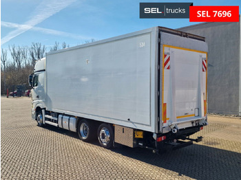 Camião furgão MERCEDES-BENZ Actros