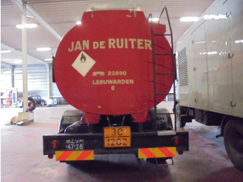 Caminhão tanque para transporte de combustível DAF 1600 A1600DF 360: foto 4