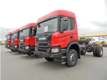 Camião chassi SCANIA P 450