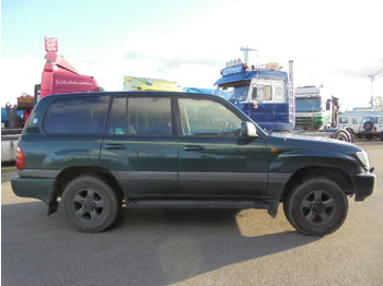 SUV Toyota Land Cruiser: foto 4