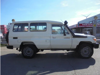 Automóvel Toyota Land Cruiser HZJ78L 4X4 EXPORT OUTSIDE EU ONLY: foto 4