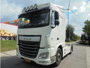 Tractor DAF XF 440