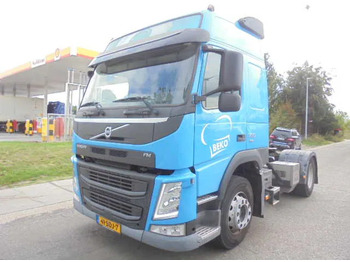 Tractor VOLVO FM 330