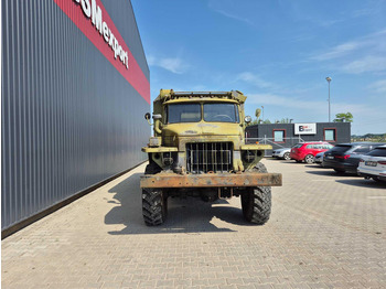 Camião furgão Ural Ural 375 box truck: foto 2