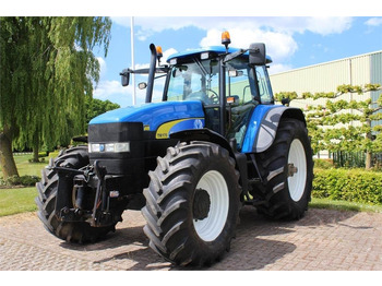 Trator NEW HOLLAND TM
